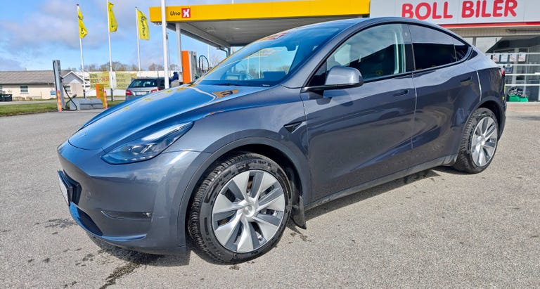 Tesla Model Y Long Range AWD