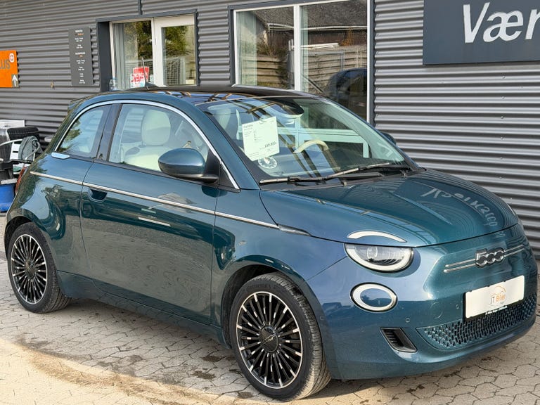 Fiat 500e la Prima