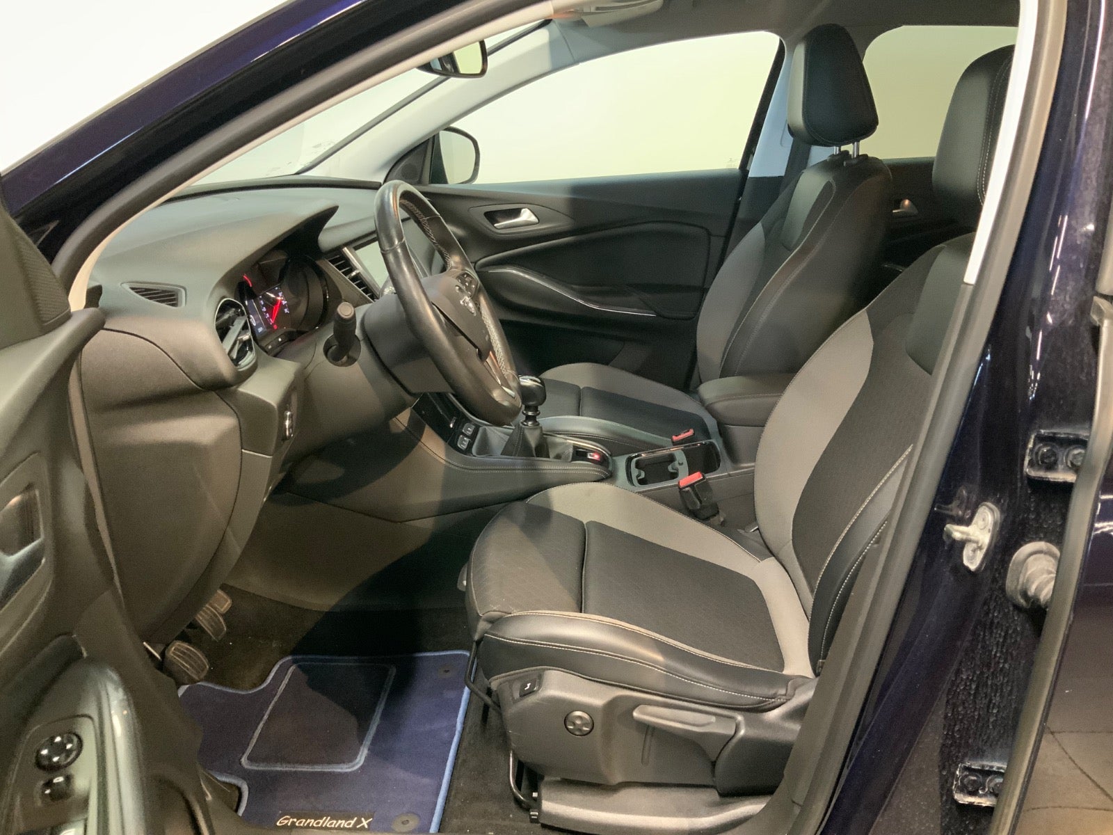 Opel Grandland X (8/8)
