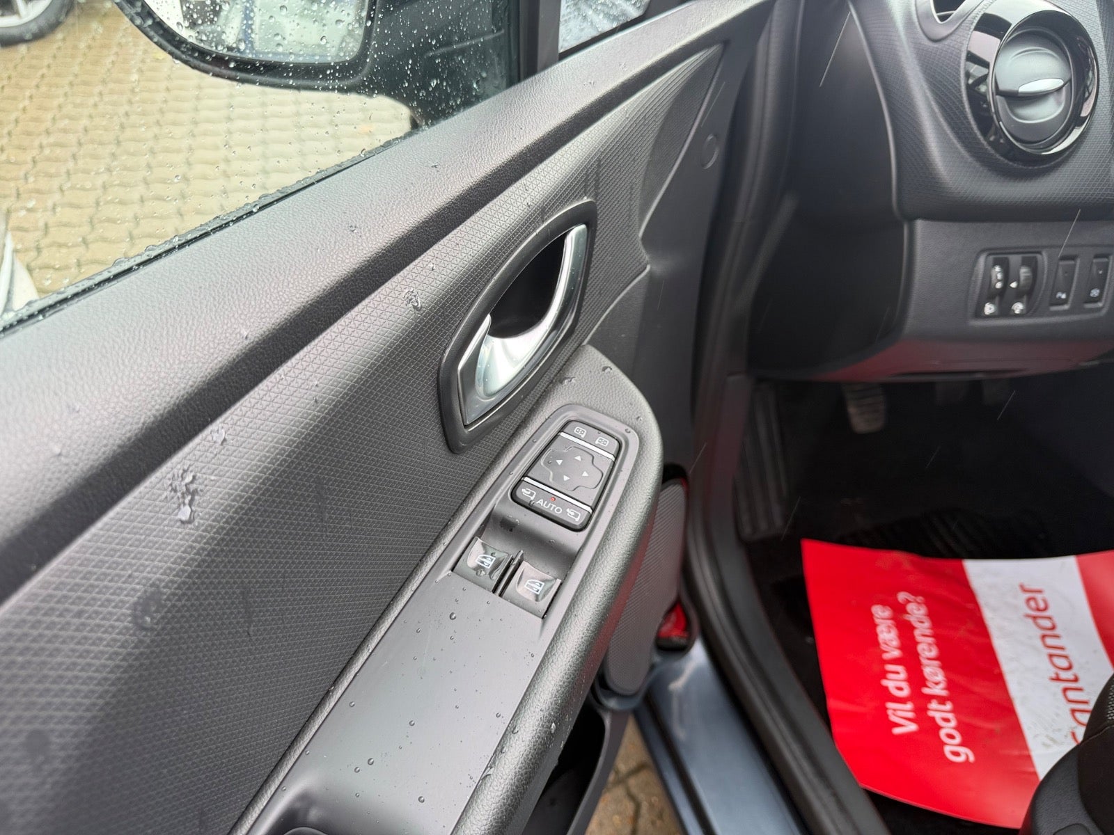 Renault Clio IV dCi 90 Limited Sport Tourer - billede 9