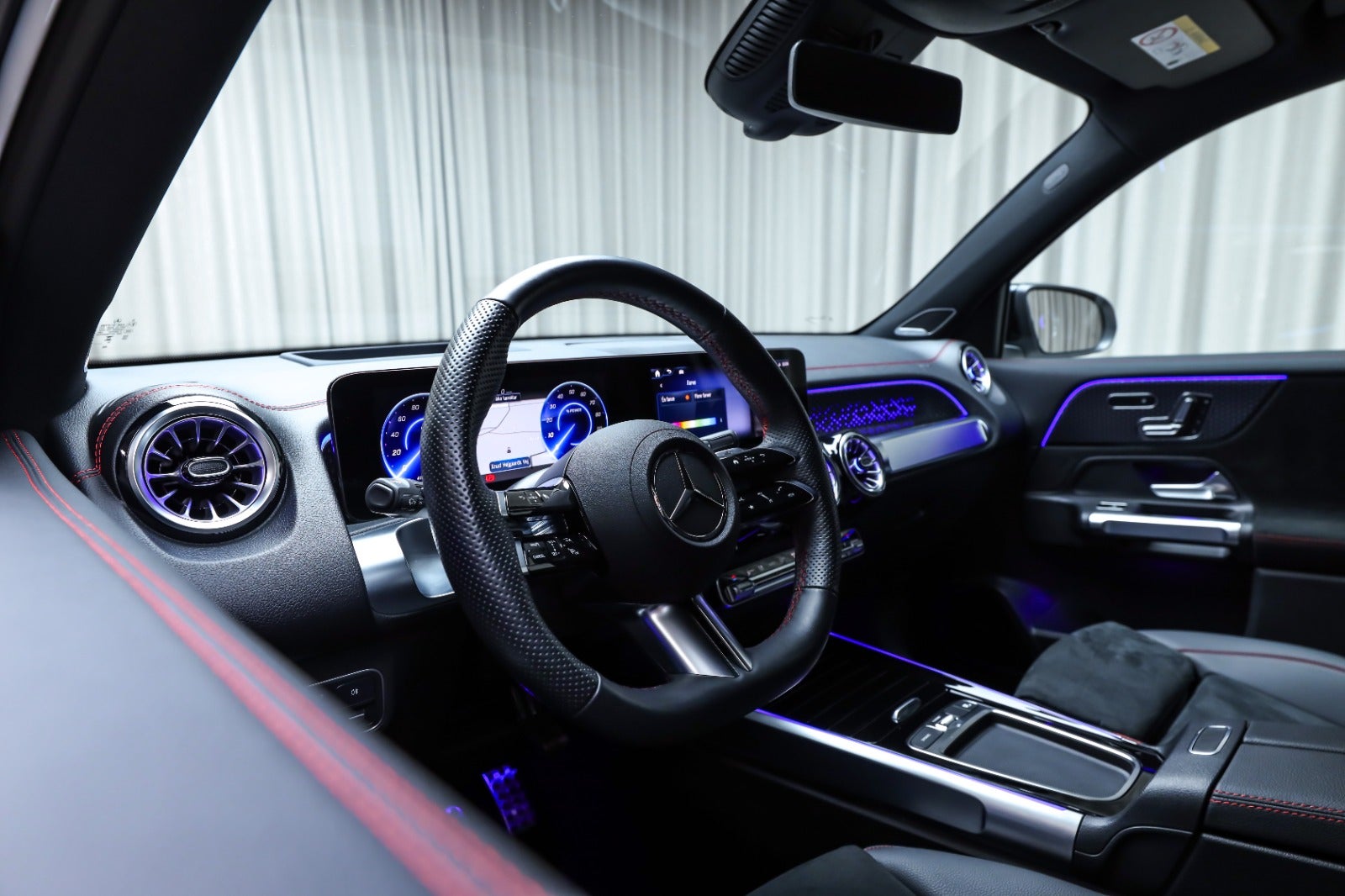 Mercedes-Benz EQB 250+
