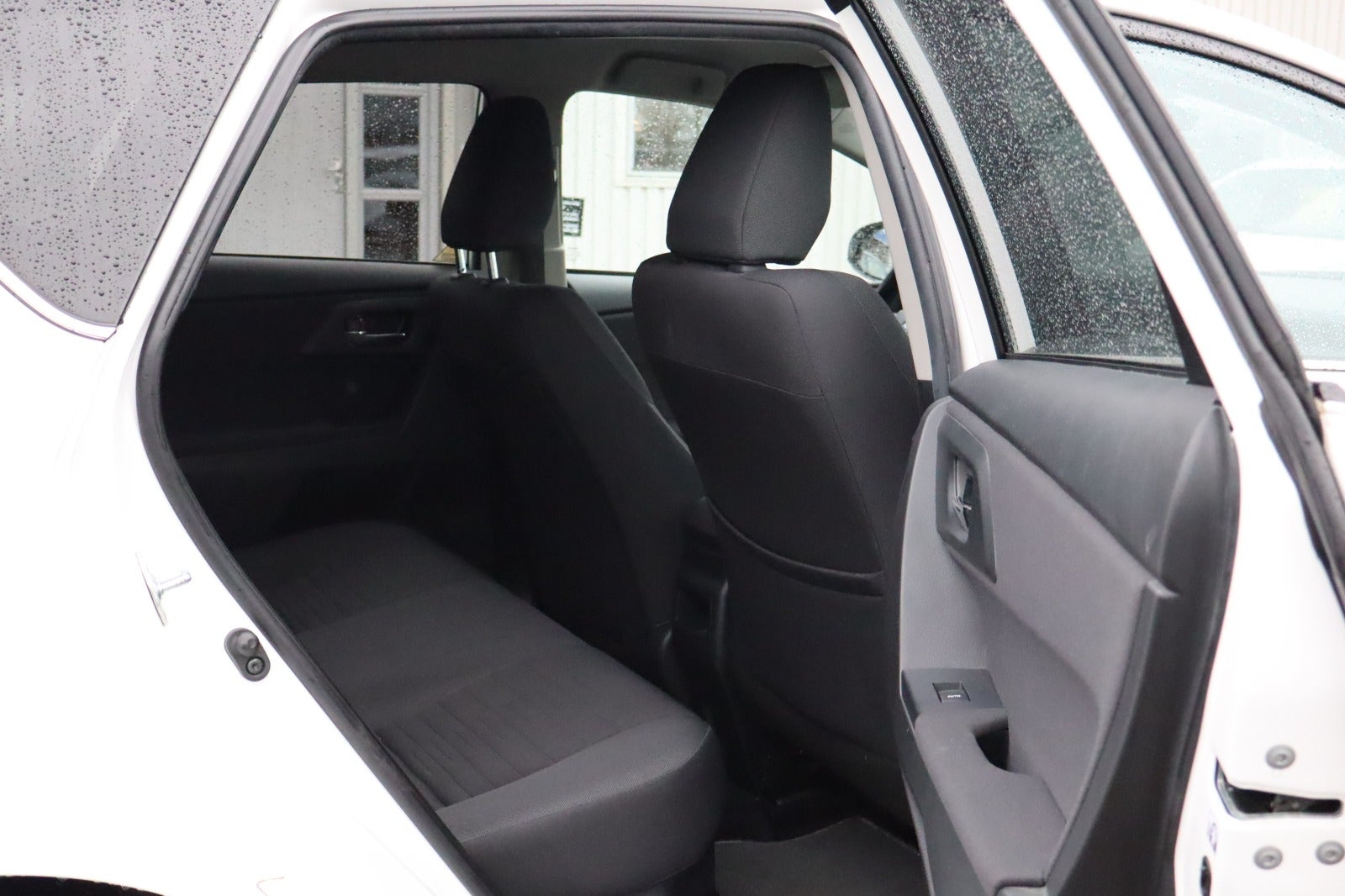 Billede af Toyota Auris 1,8 Hybrid Executive CVT