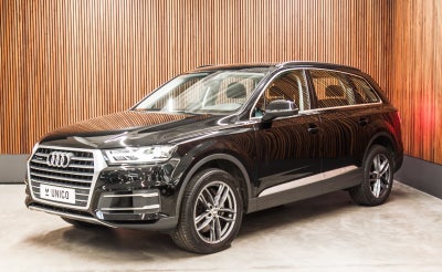 Audi Q7 50 TDi quattro Tiptr. 7prs 5d