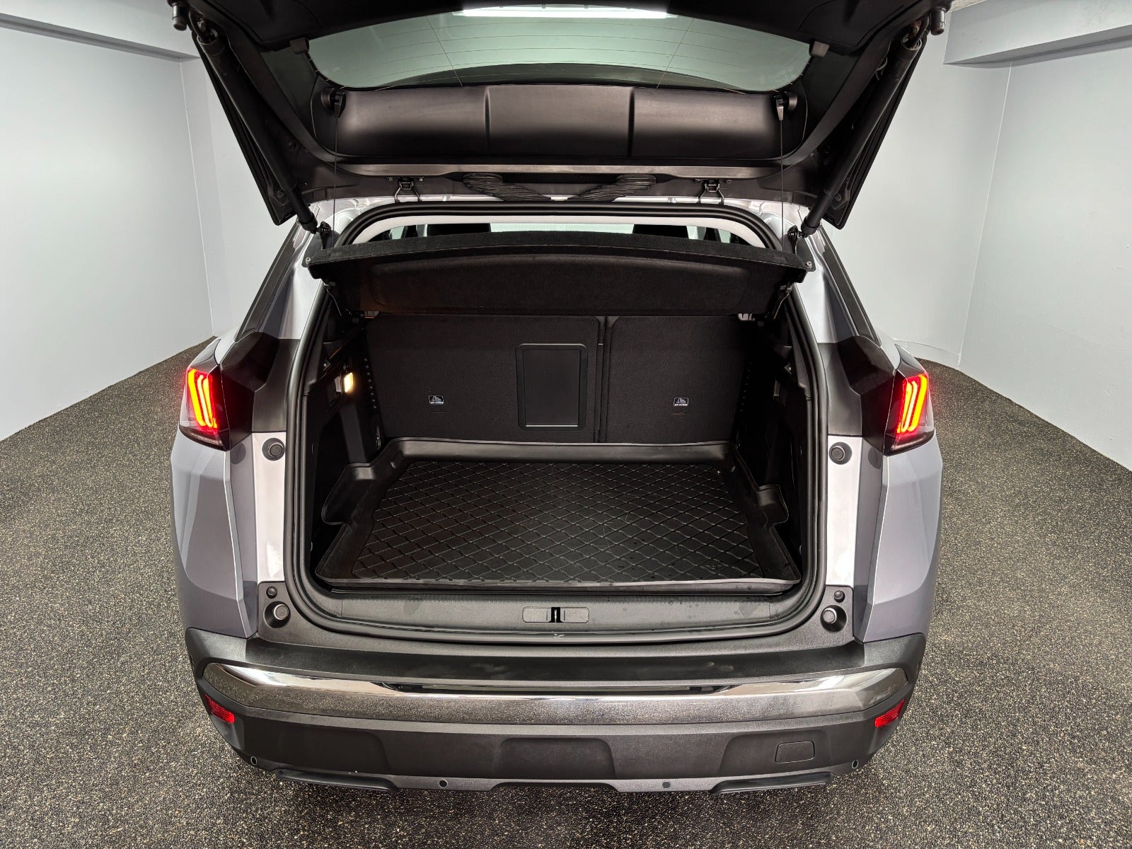 Billede af Peugeot 3008 1,6 Hybrid Allure Pack EAT8