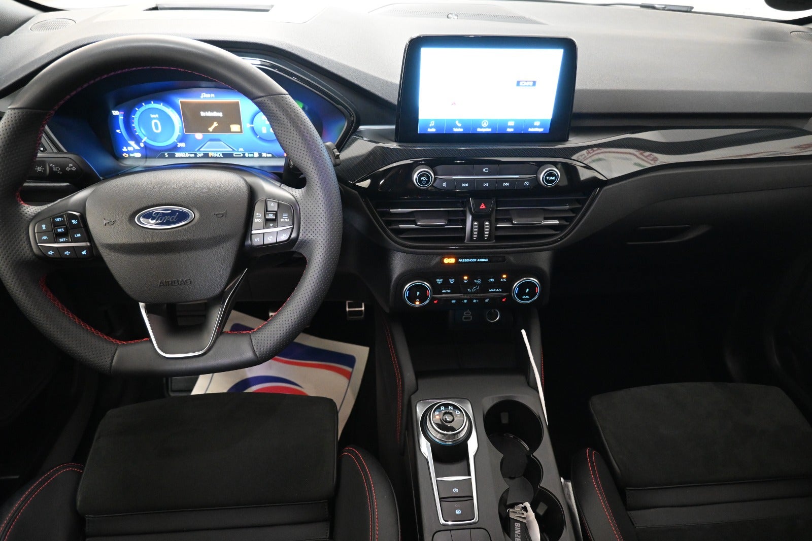 Ford Kuga PHEV Graphite Tech CVT
