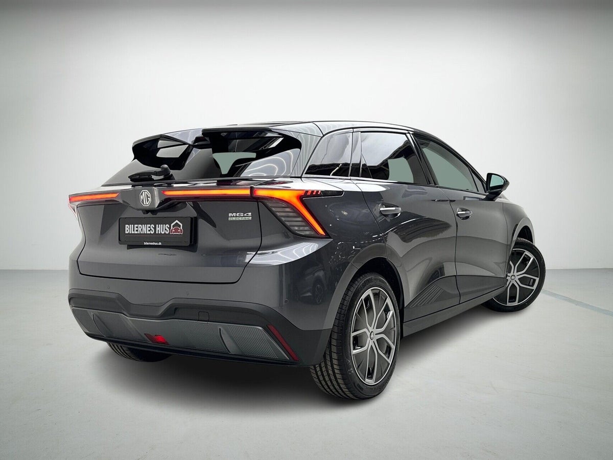 MG 4 Luxury billede 2