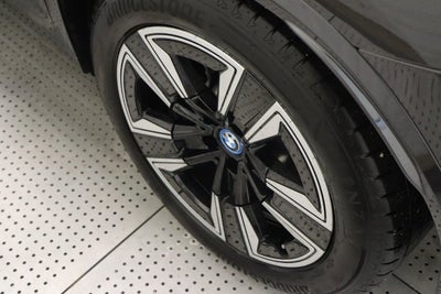 BMW iX3 Charged M-Sport