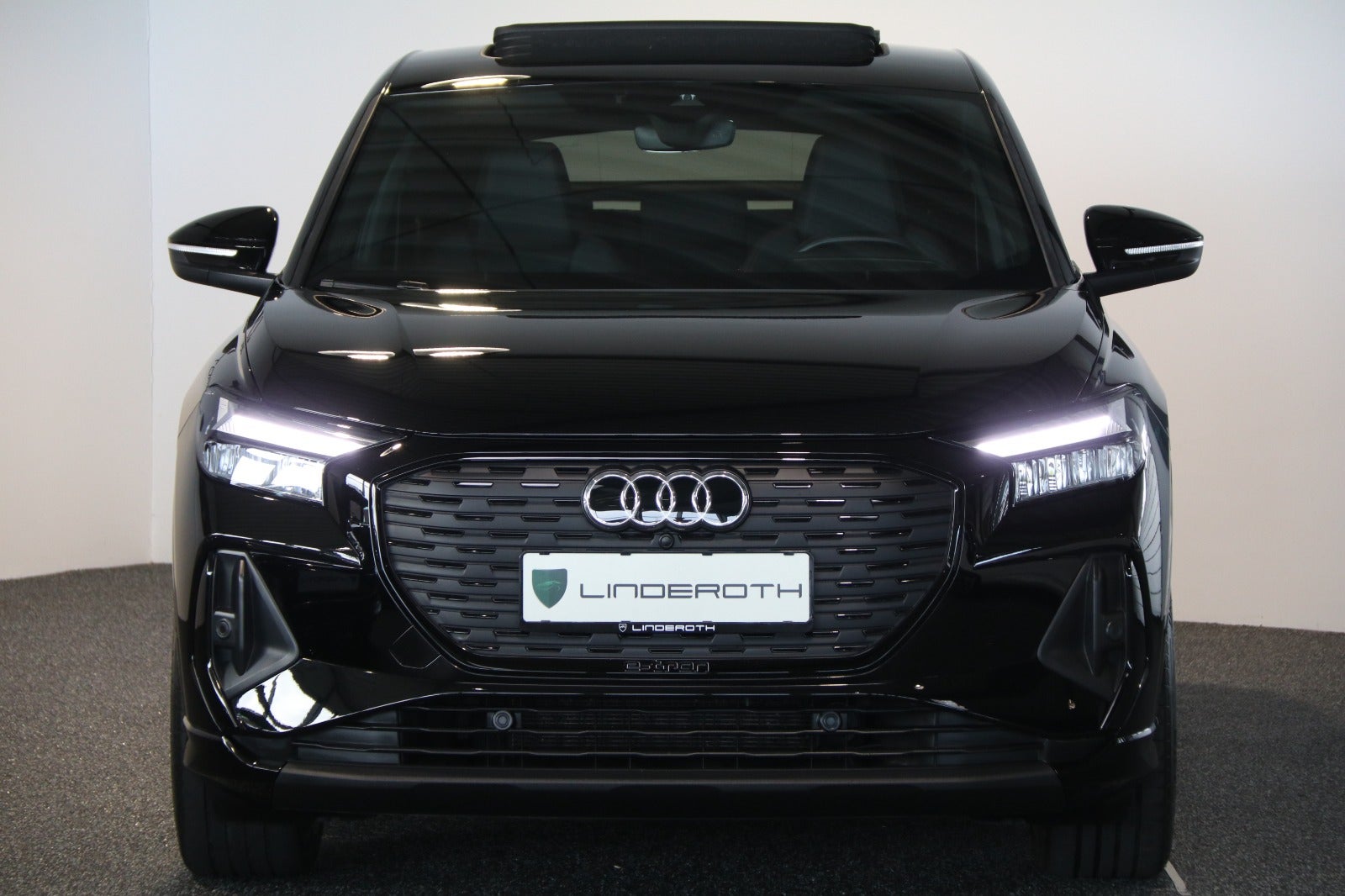 Audi Q4 e-tron 2023