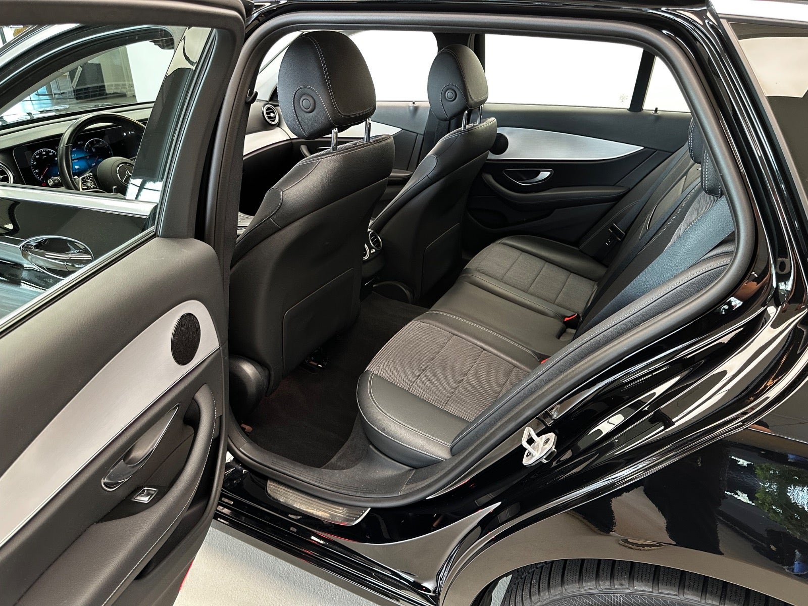 Billede af Mercedes E300 de 2,0 Business stc. aut.