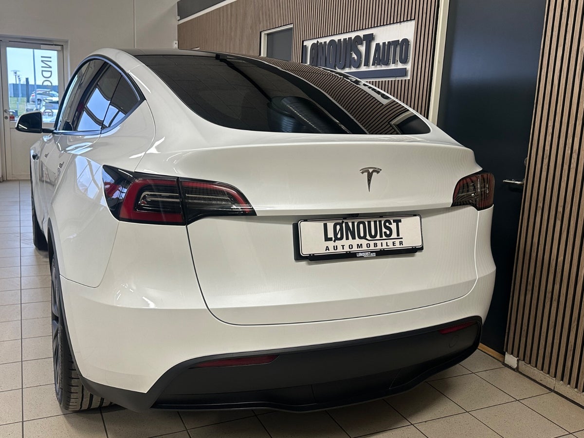 Tesla Model Y Long Range RWD