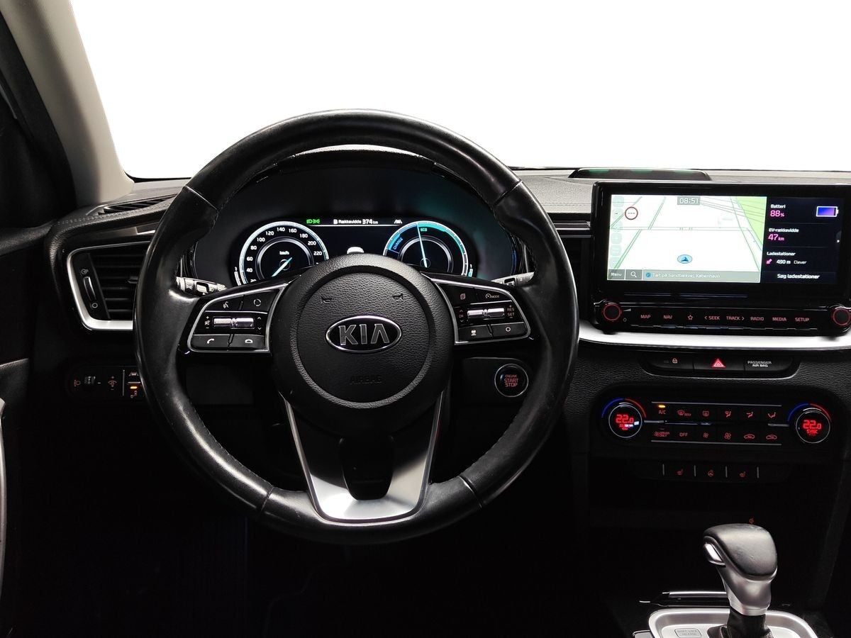 Kia XCeed PHEV Upgrade Intro DCT