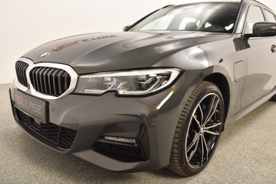 BMW 330e Touring M-Sport aut.