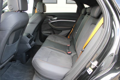 Audi e-tron Black Edition S-line Sportback quattro