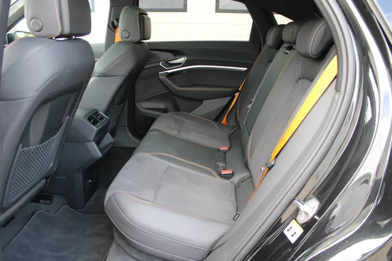 Audi e-tron 55Black Edition S-line Sportback quattro