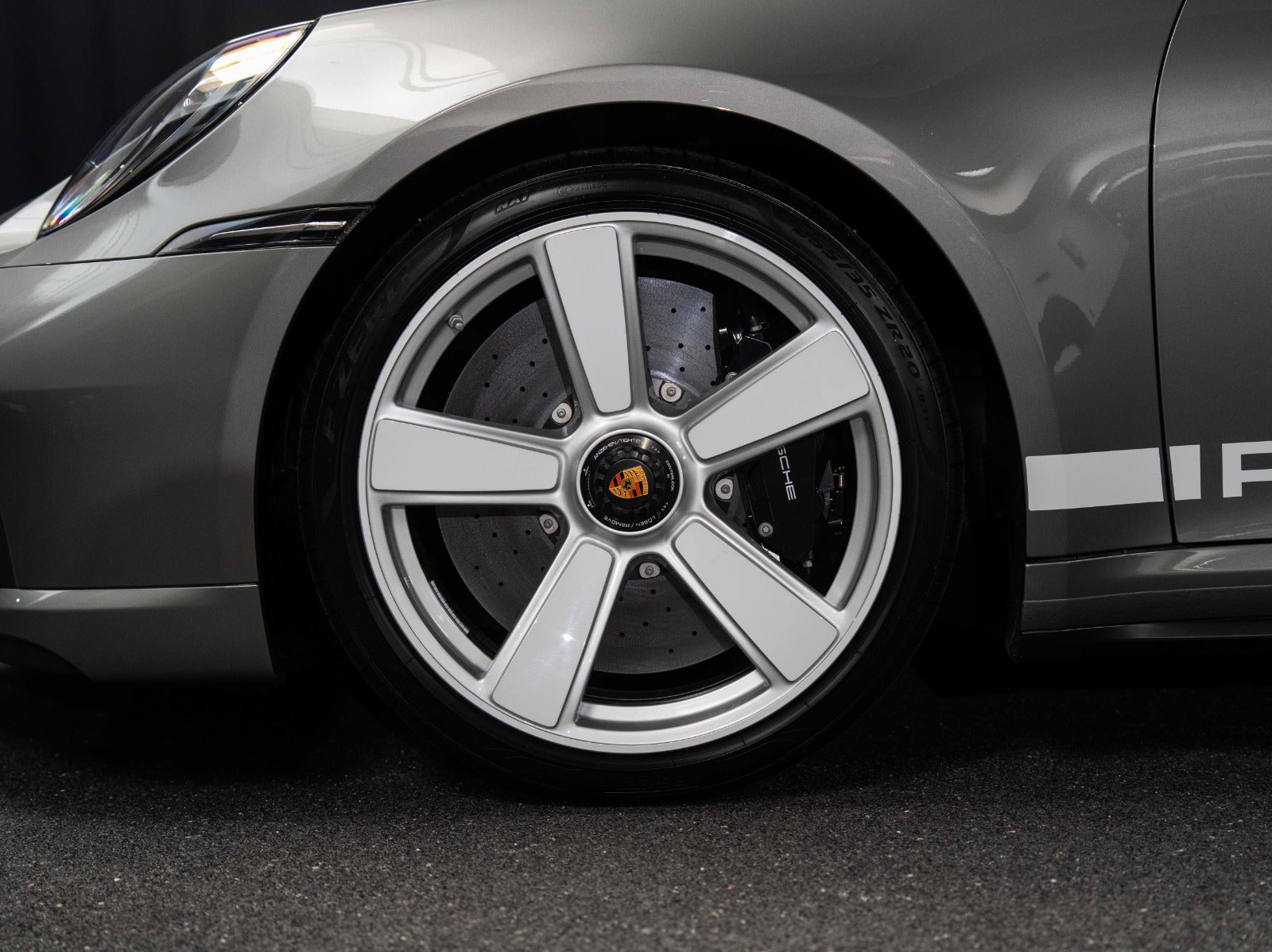 Gallery image 6 of 19