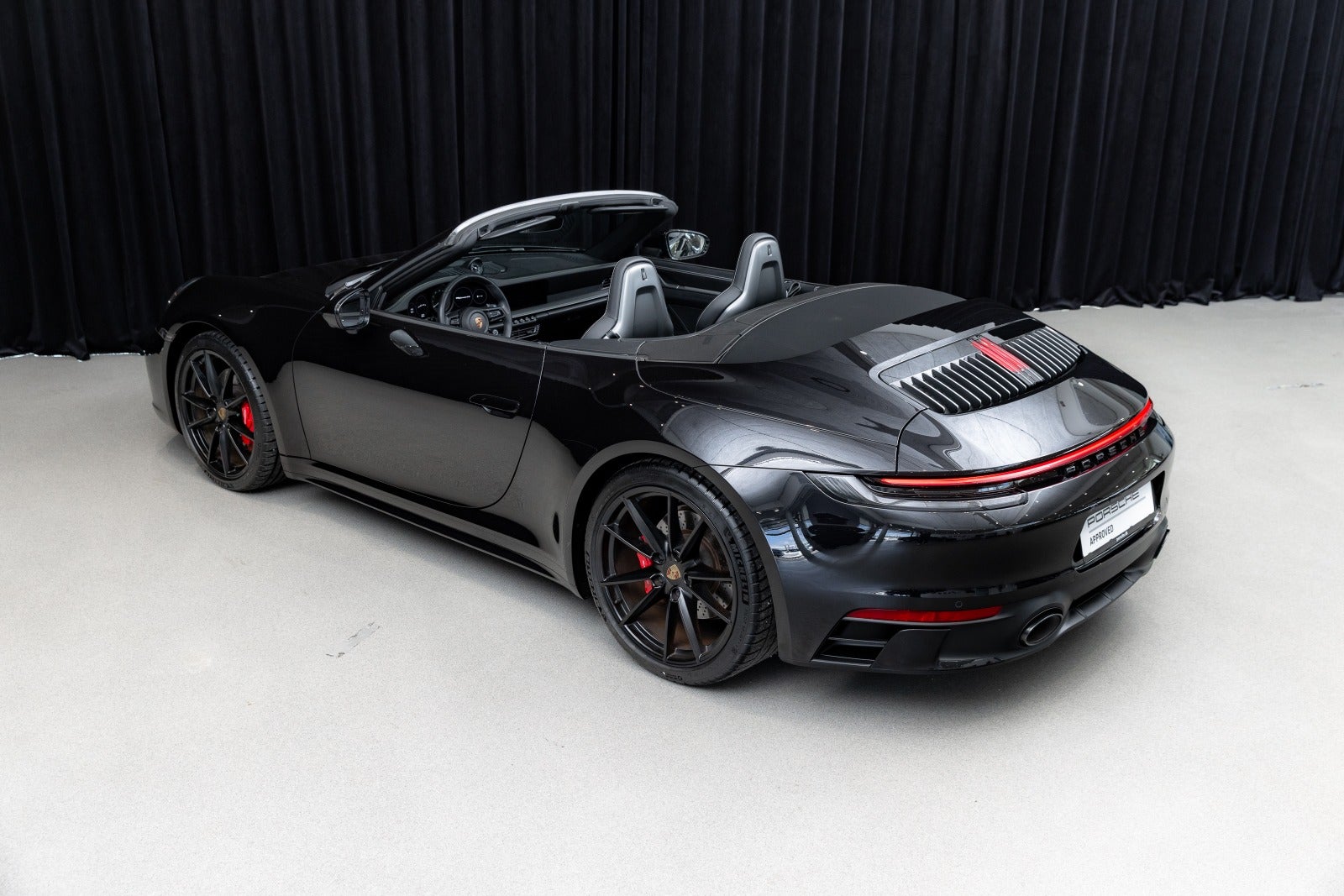 Gallery image 4 of 13