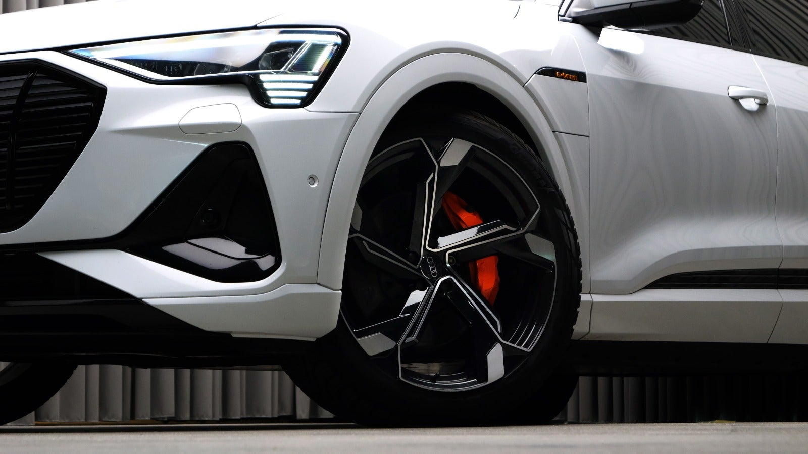Audi e-tron S-line Sportback quattro
