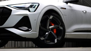 Audi e-tron S-line Sportback quattro