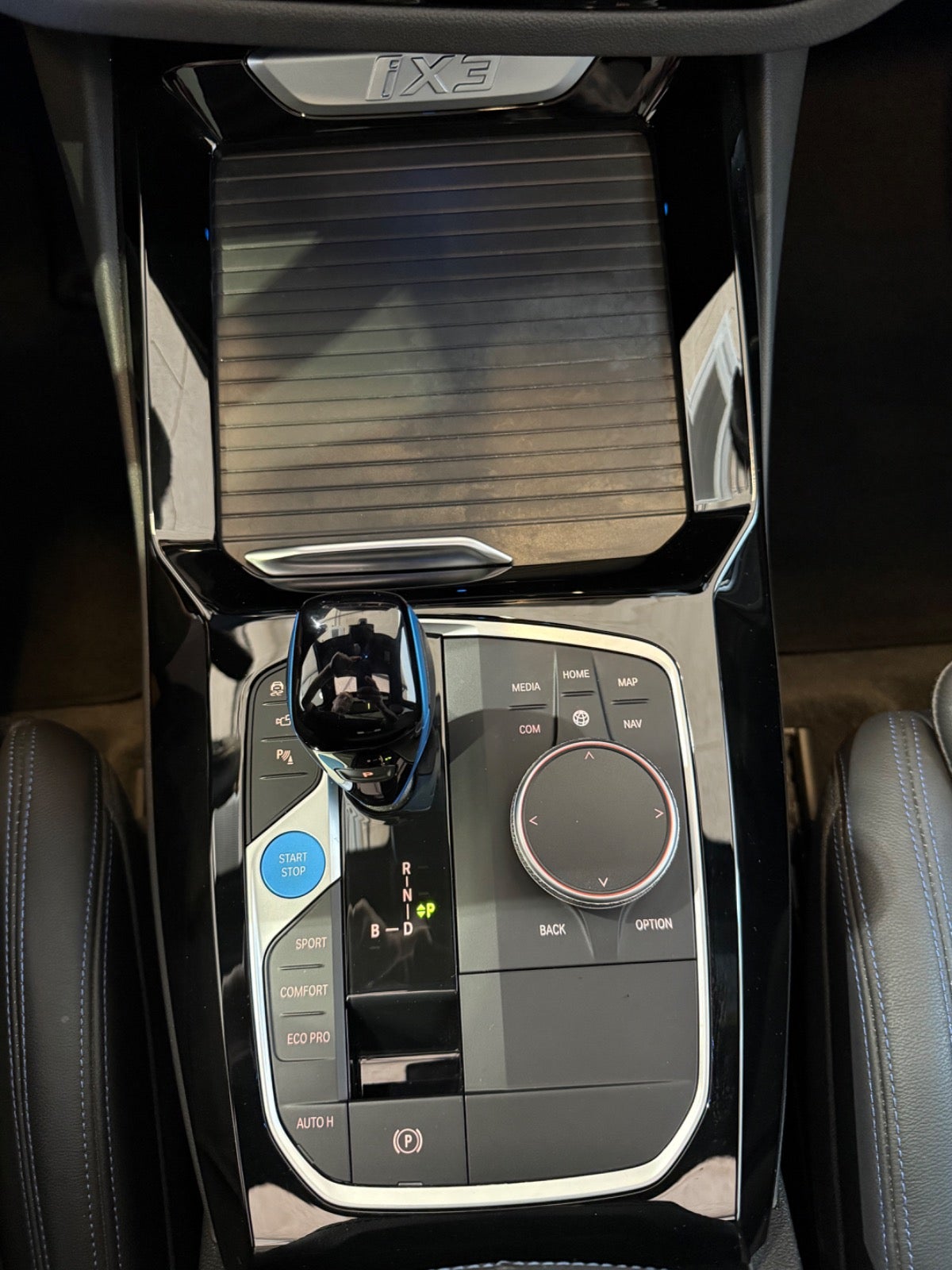 BMW iX3 Charged Plus M-Sport