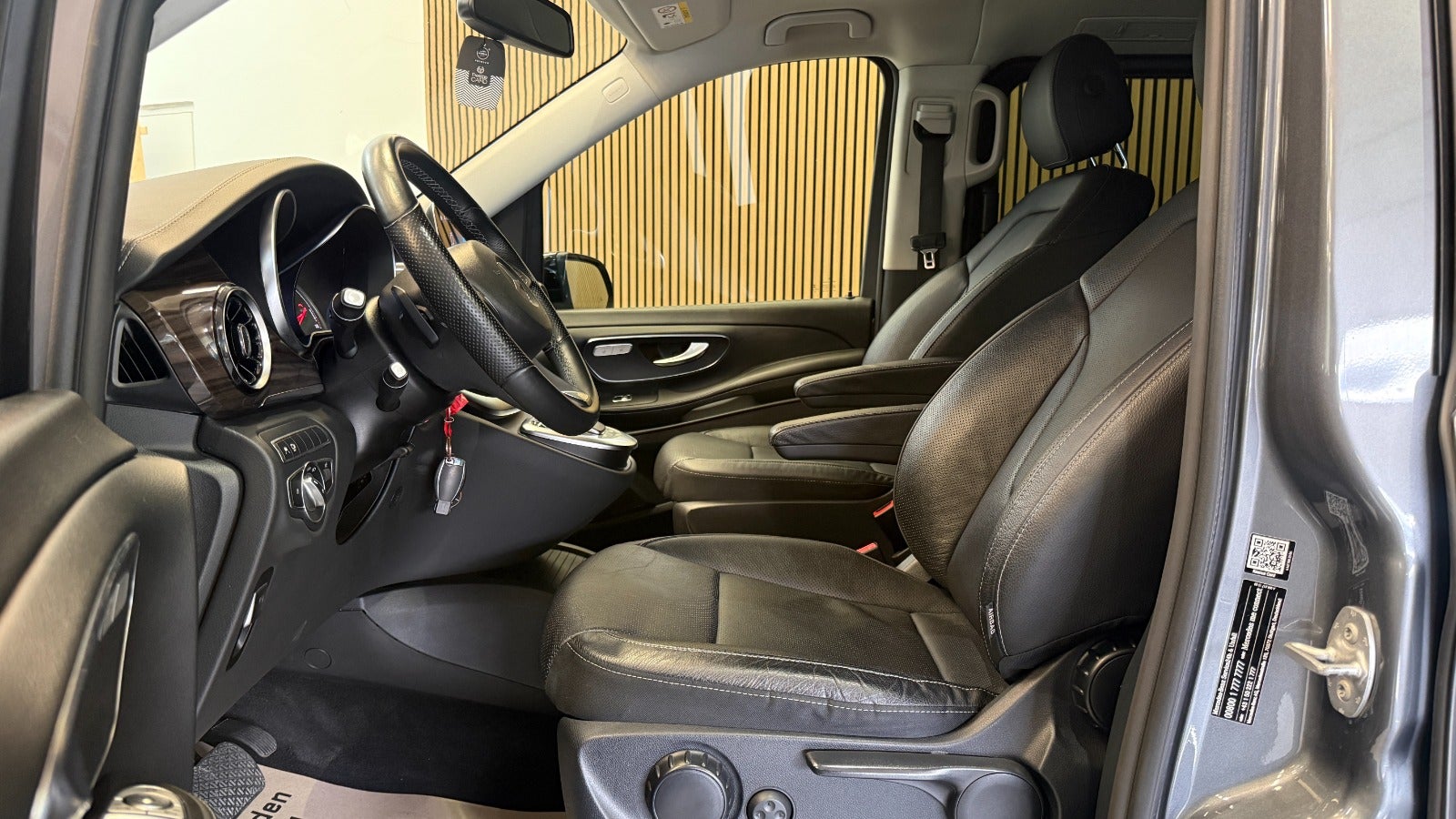 Billede af Mercedes EQV300  Avantgarde L