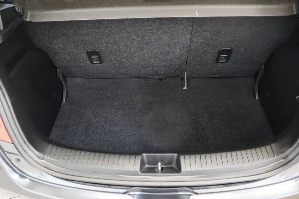 Mazda 2 Takara Edition