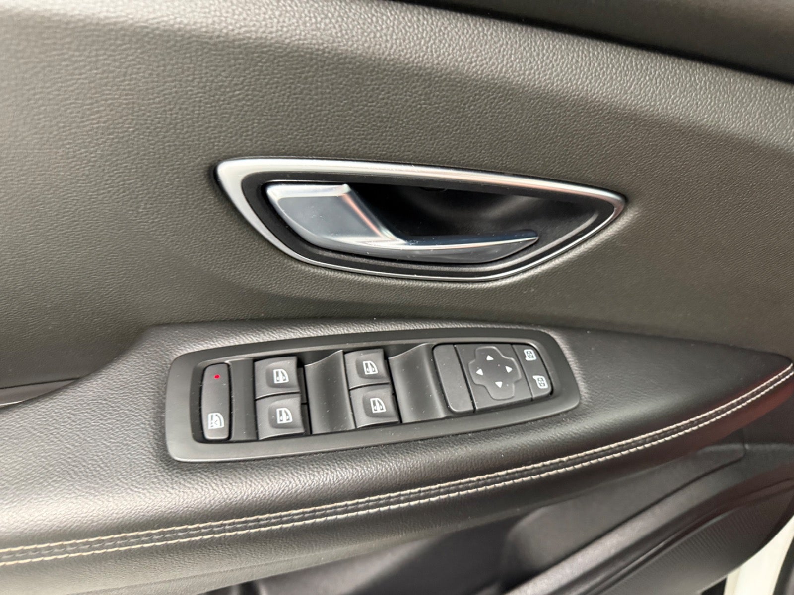 Billede af Renault Grand Scenic IV 1,5 dCi 110 Zen EDC 7prs