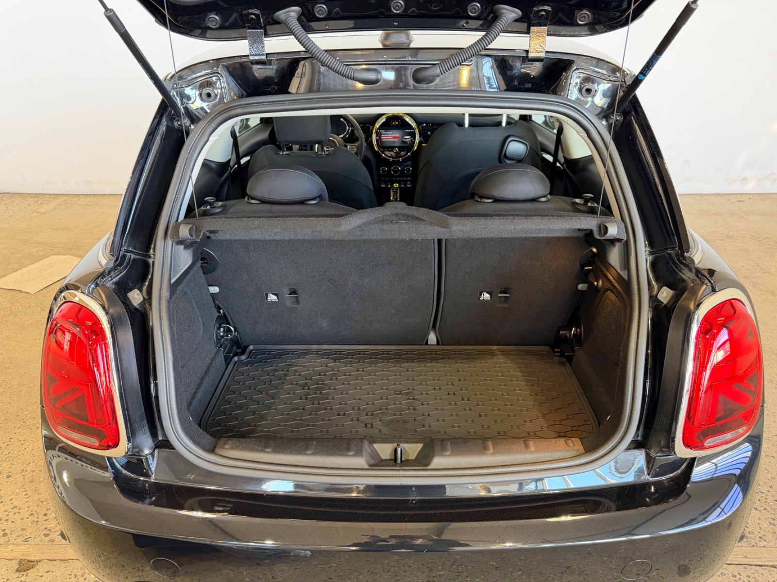 MINI Cooper SE Essential