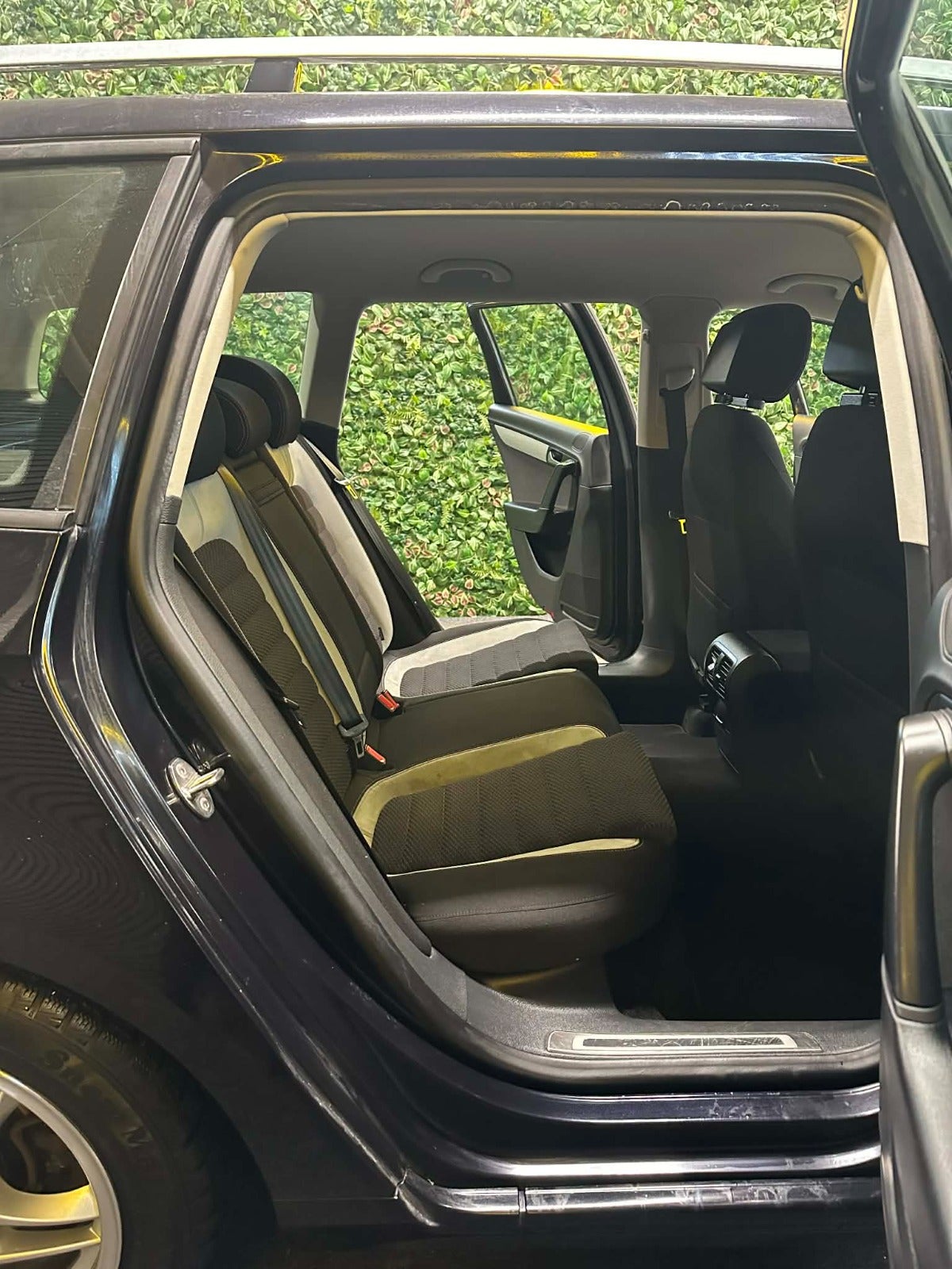 Billede af VW Passat 2,0 TDi 177 R-line Variant BMT