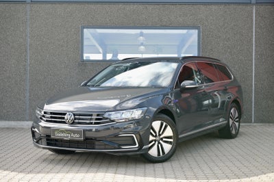 VW Passat GTE Variant DSG