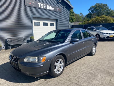 Volvo S60 2,4 140 Kinetic 4d