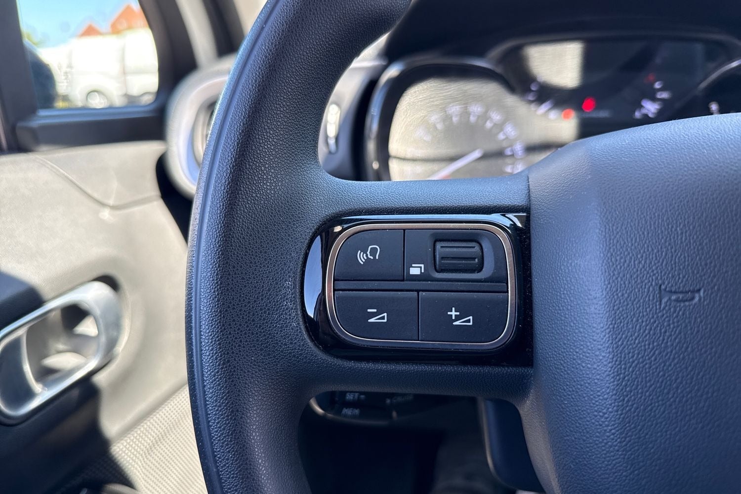 Billede af Citroën C3 1,2 PureTech 83 Shine