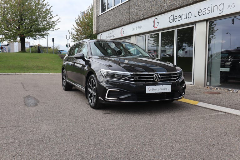 VW Passat GTE Variant DSG