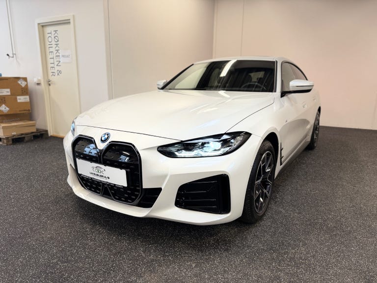 BMW i4 eDrive40 Fully Charged M-Sport
