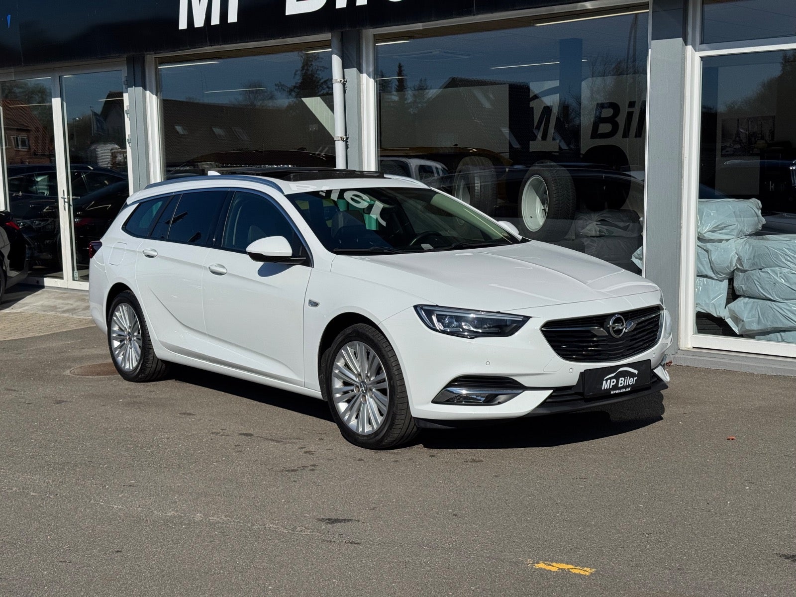 Billede af Opel Insignia 2,0 CDTi 170 Dynamic Best Line Sports Tourer