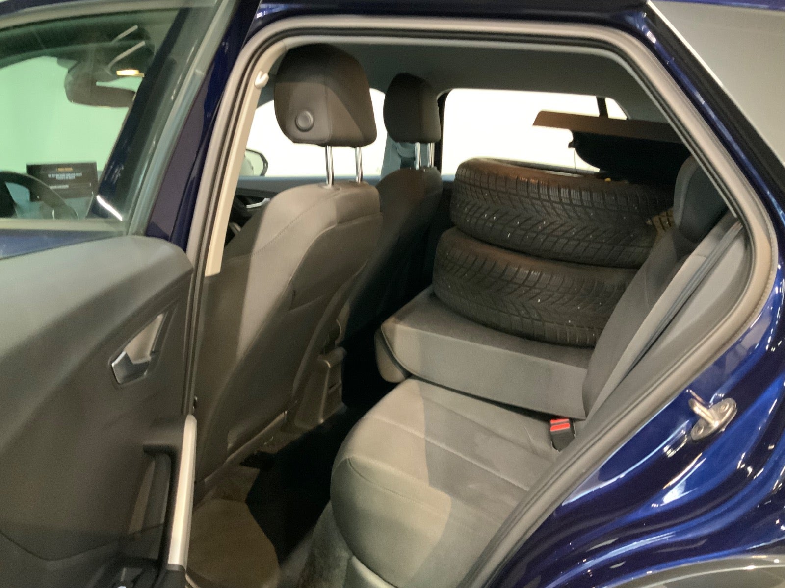 Audi Q2 (8/8)