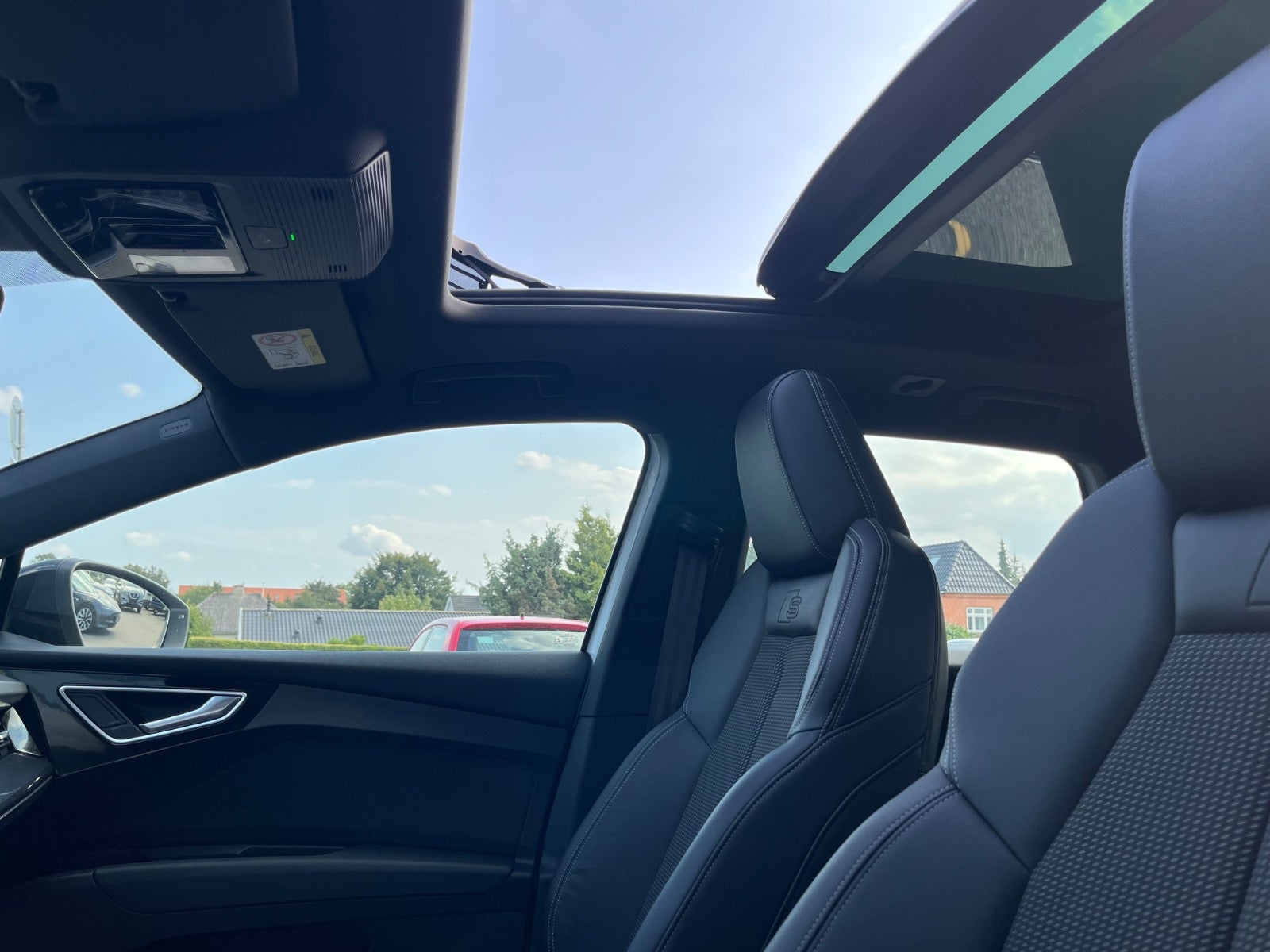 Billede af Audi Q4 e-tron 40 S-line