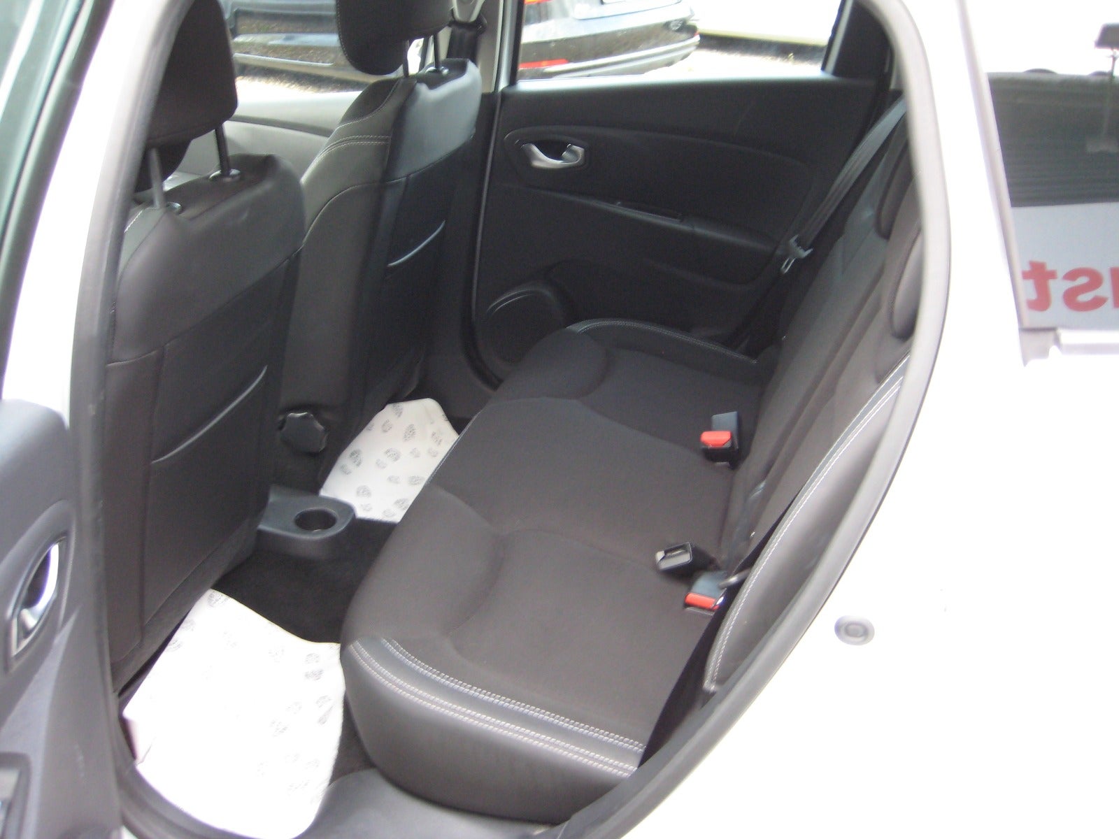 Renault Clio IV TCe 90 Expression Sport Tourer