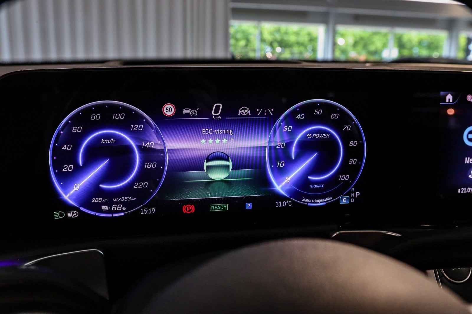 Billede af Mercedes EQB250+  AMG Premium