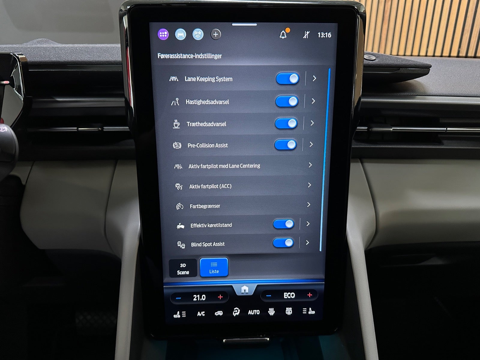 Billede af Ford Explorer 77 Select Extended Range