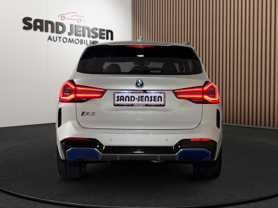 BMW iX3 Charged Plus