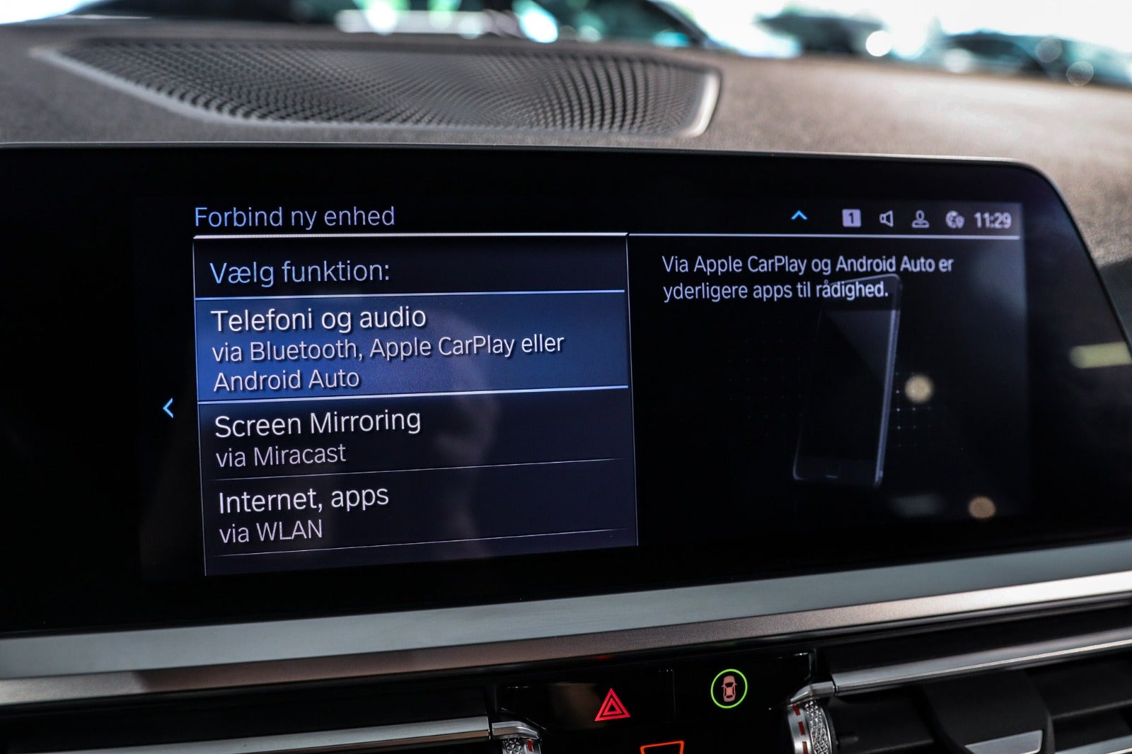 Billede af BMW 330e 2,0 Touring M-Sport aut.