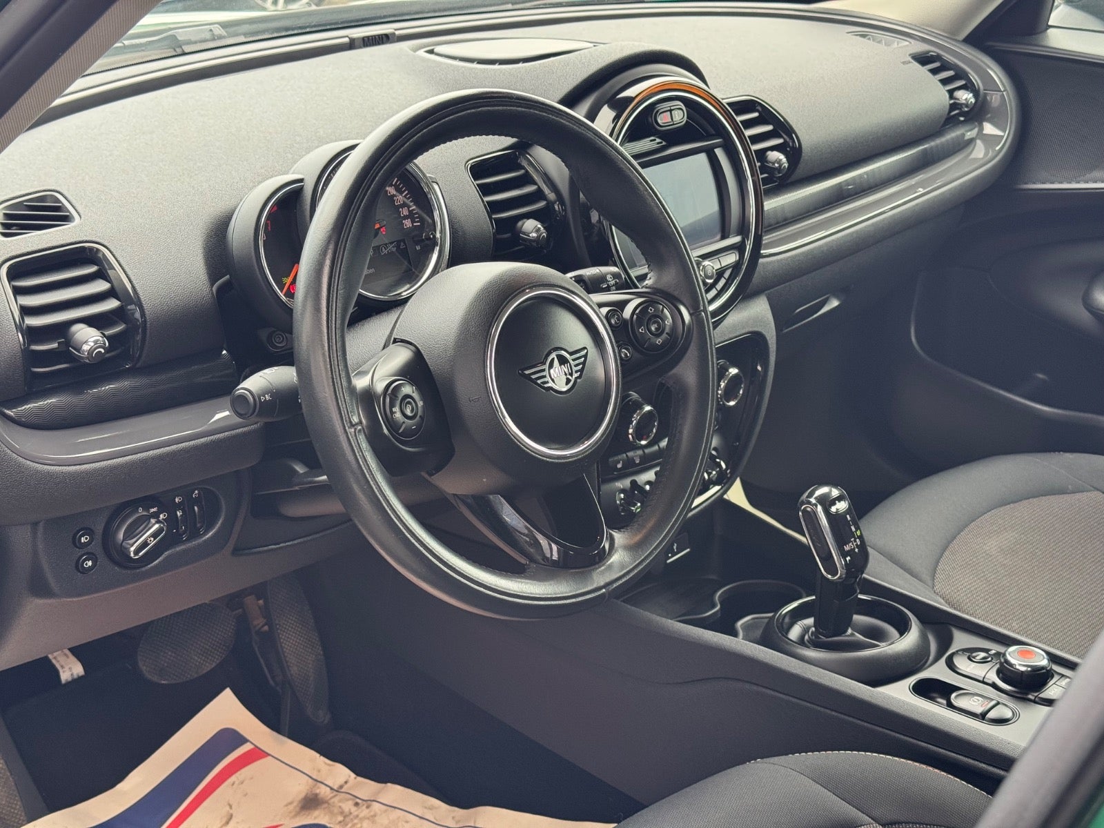 Billede af MINI Clubman Cooper 1,5 Essential aut.