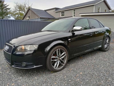 Audi S4 4,2 V8 quattro Tiptr. 4d