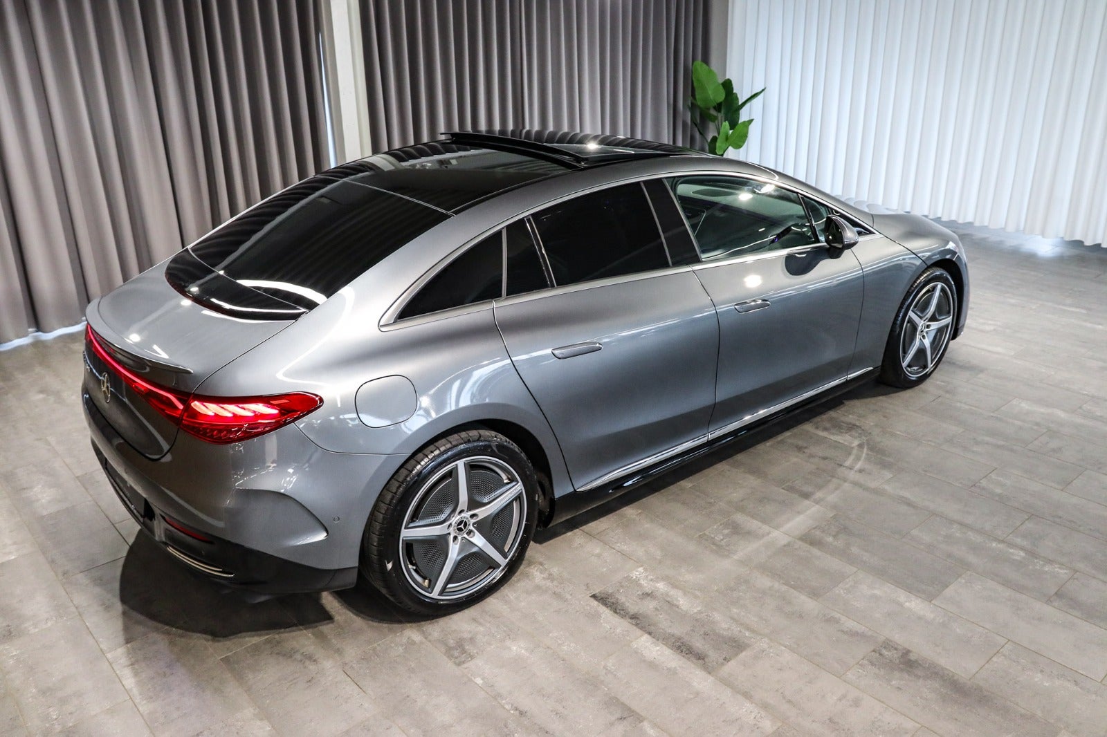 Billede af Mercedes EQE350+ AMG Edition