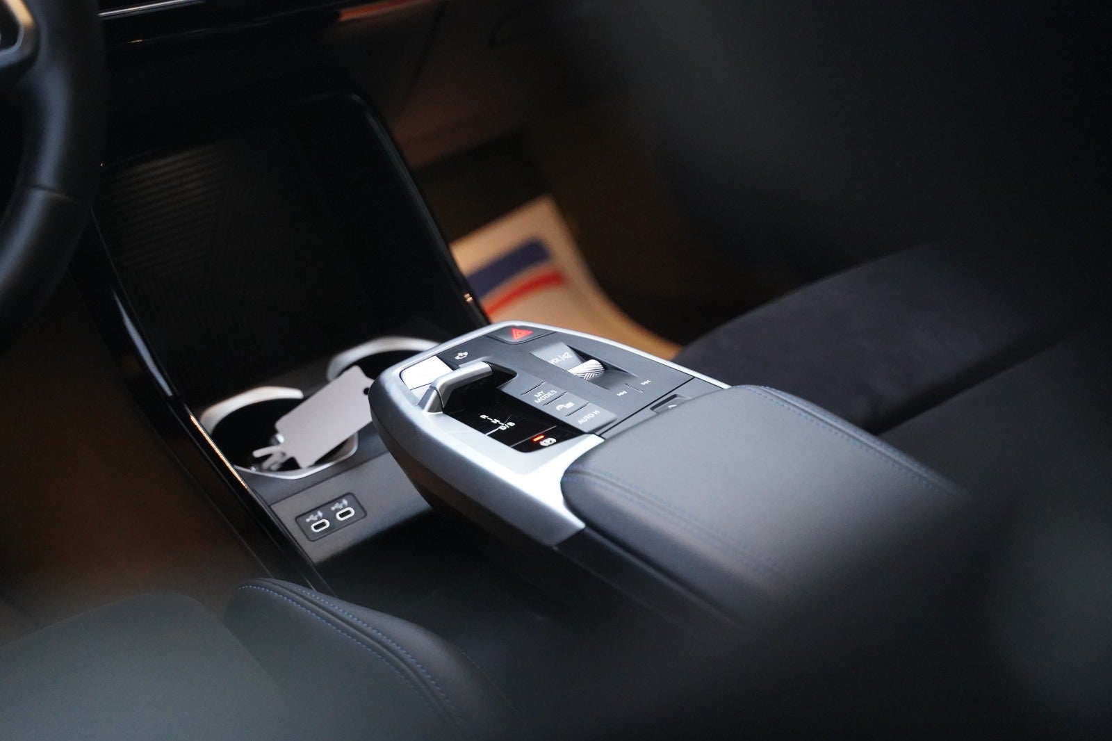 Billede af BMW iX2  eDrive20 M-Sport