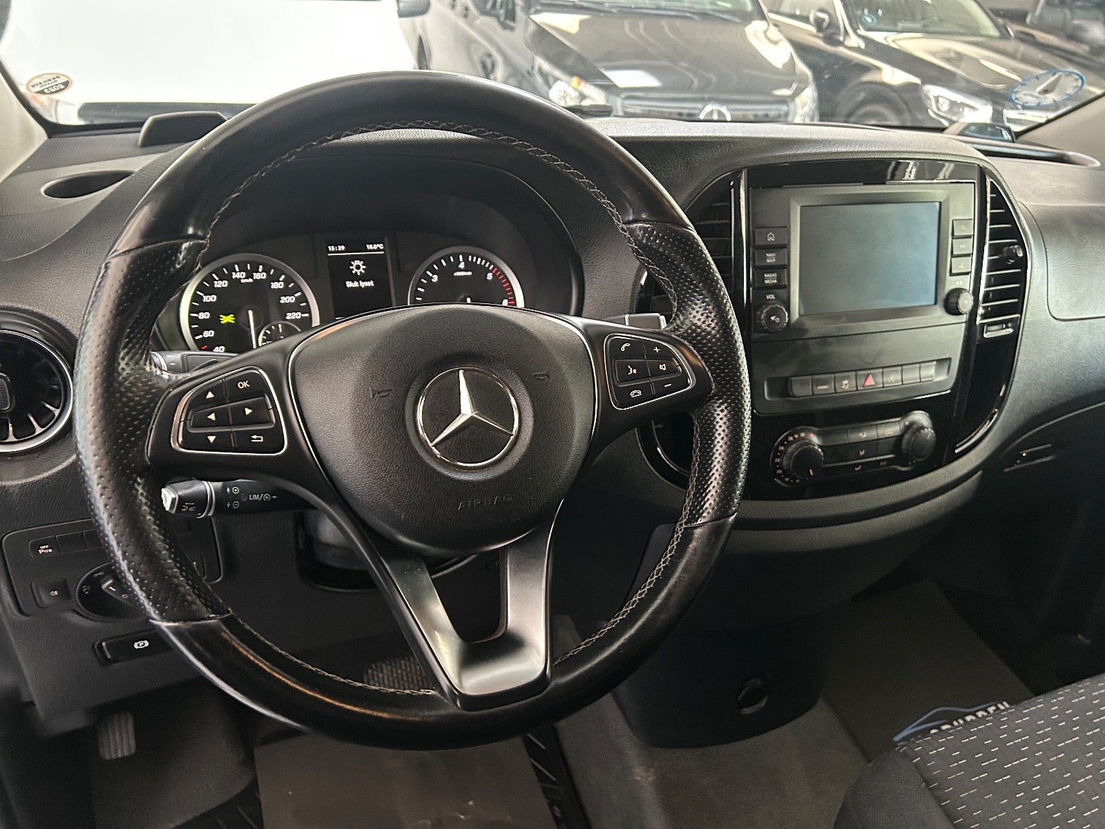 Billede af Mercedes Vito 114 2,0 CDi Kassevogn aut. L RWD