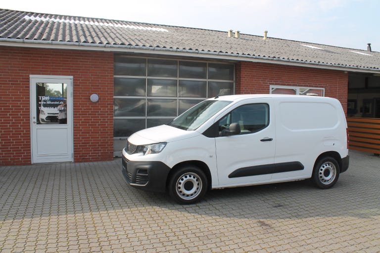 Peugeot Partner BlueHDi 130 L1V1 Plus EAT8 Van