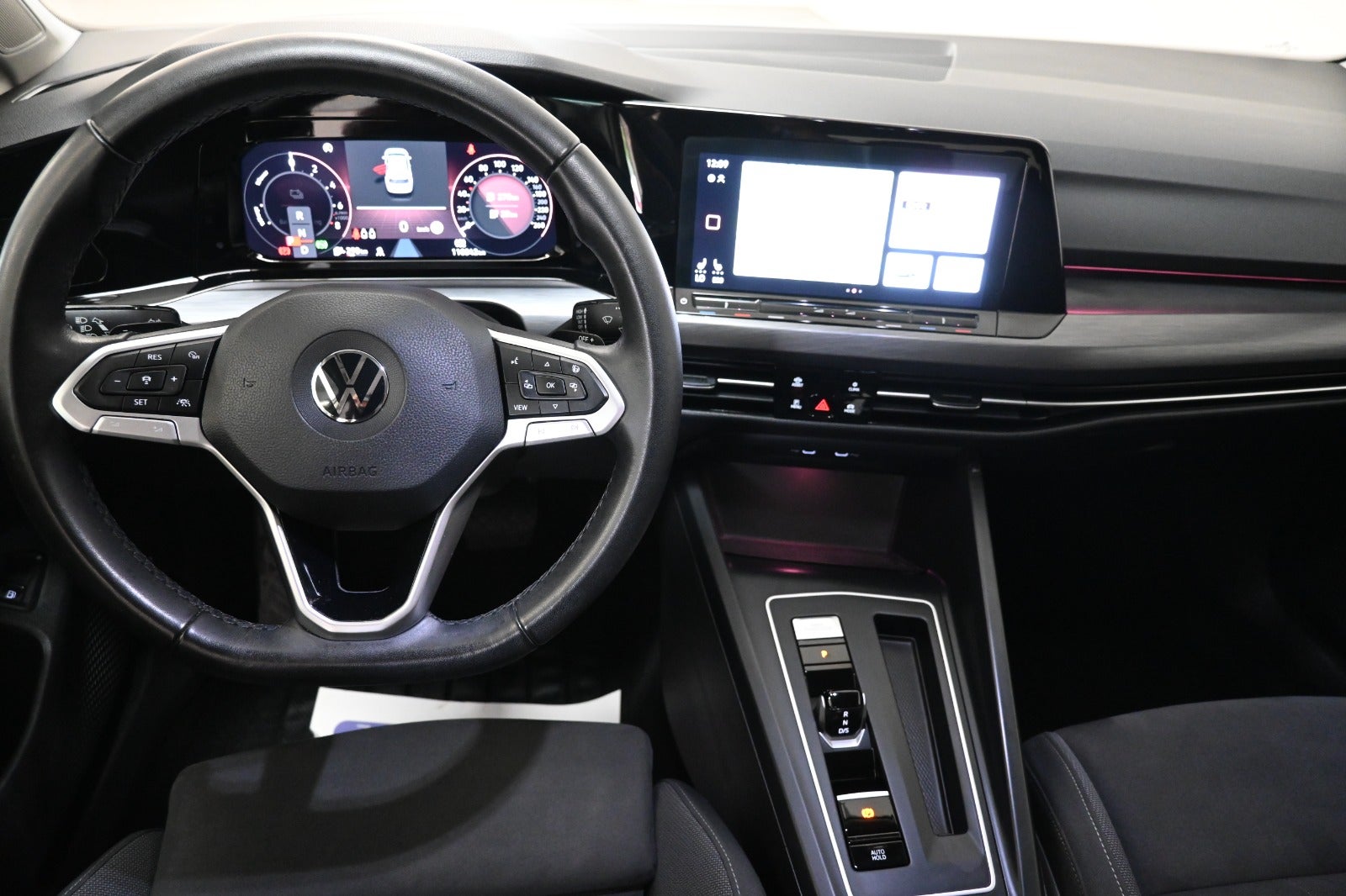 VW Golf VIII eHybrid DSG