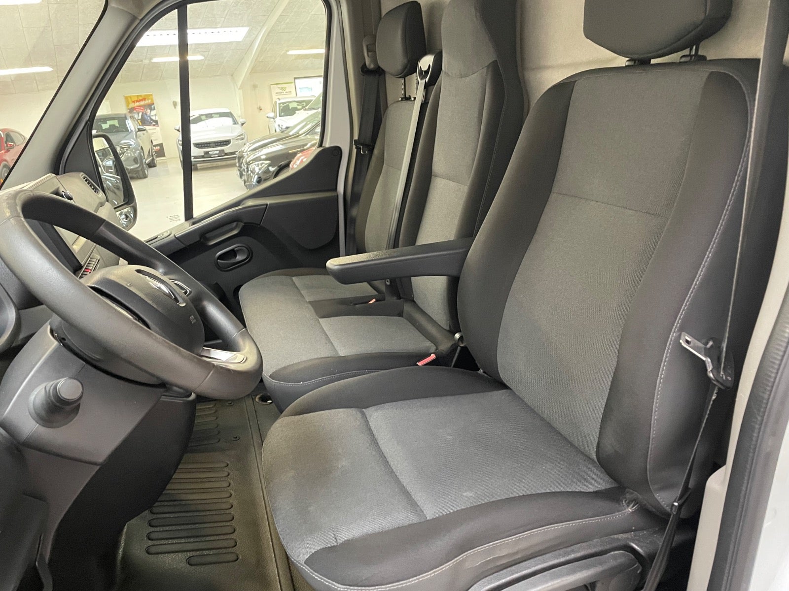 Billede af Renault Master IV T33 2,3 dCi 150 L2H2 Kassevogn