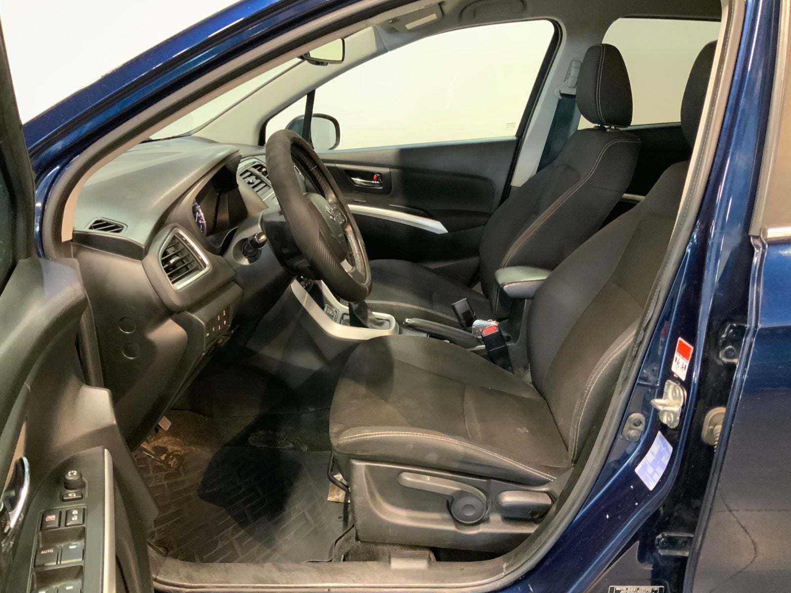 Suzuki S-Cross (8/8)